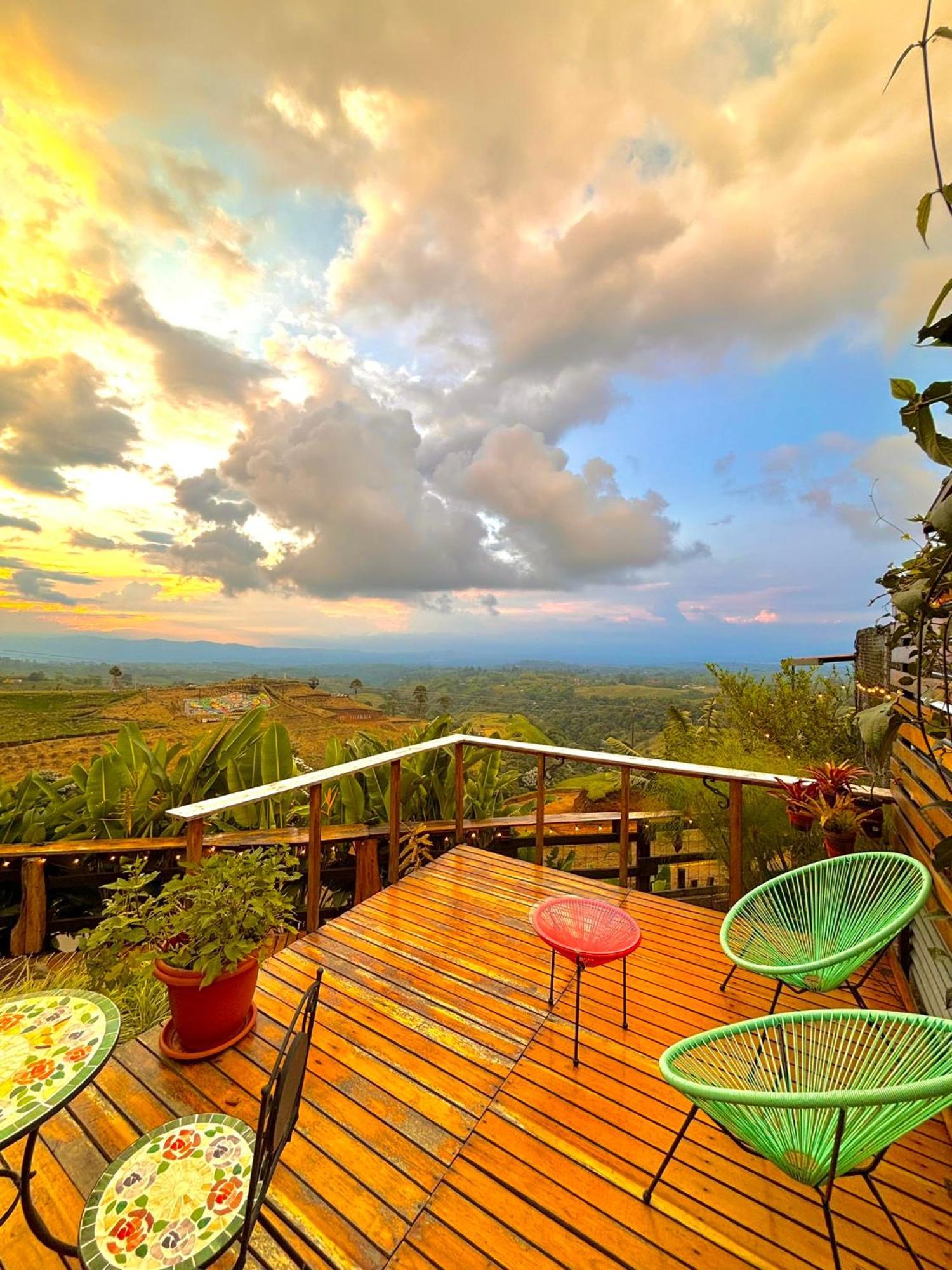 La Puesta Del Sol Otel Filandia Dış mekan fotoğraf