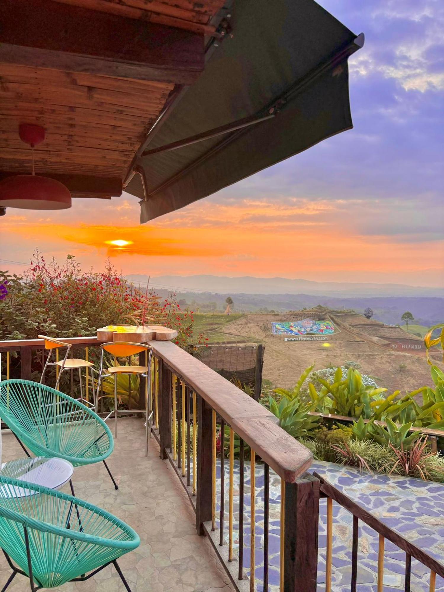 La Puesta Del Sol Otel Filandia Dış mekan fotoğraf