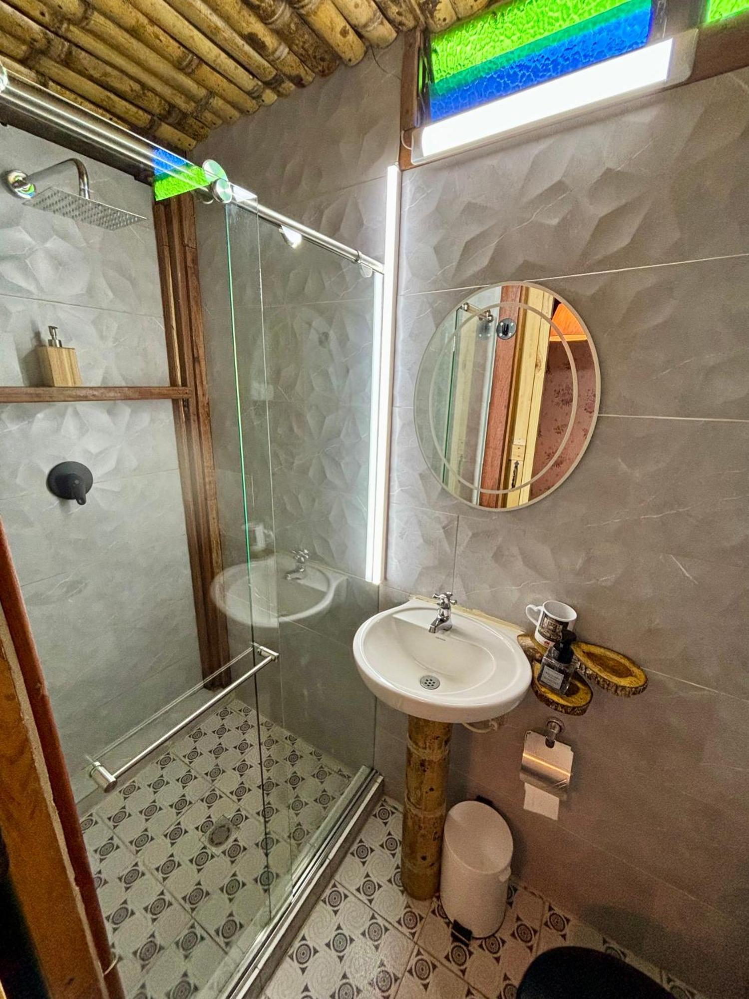 La Puesta Del Sol Otel Filandia Oda fotoğraf