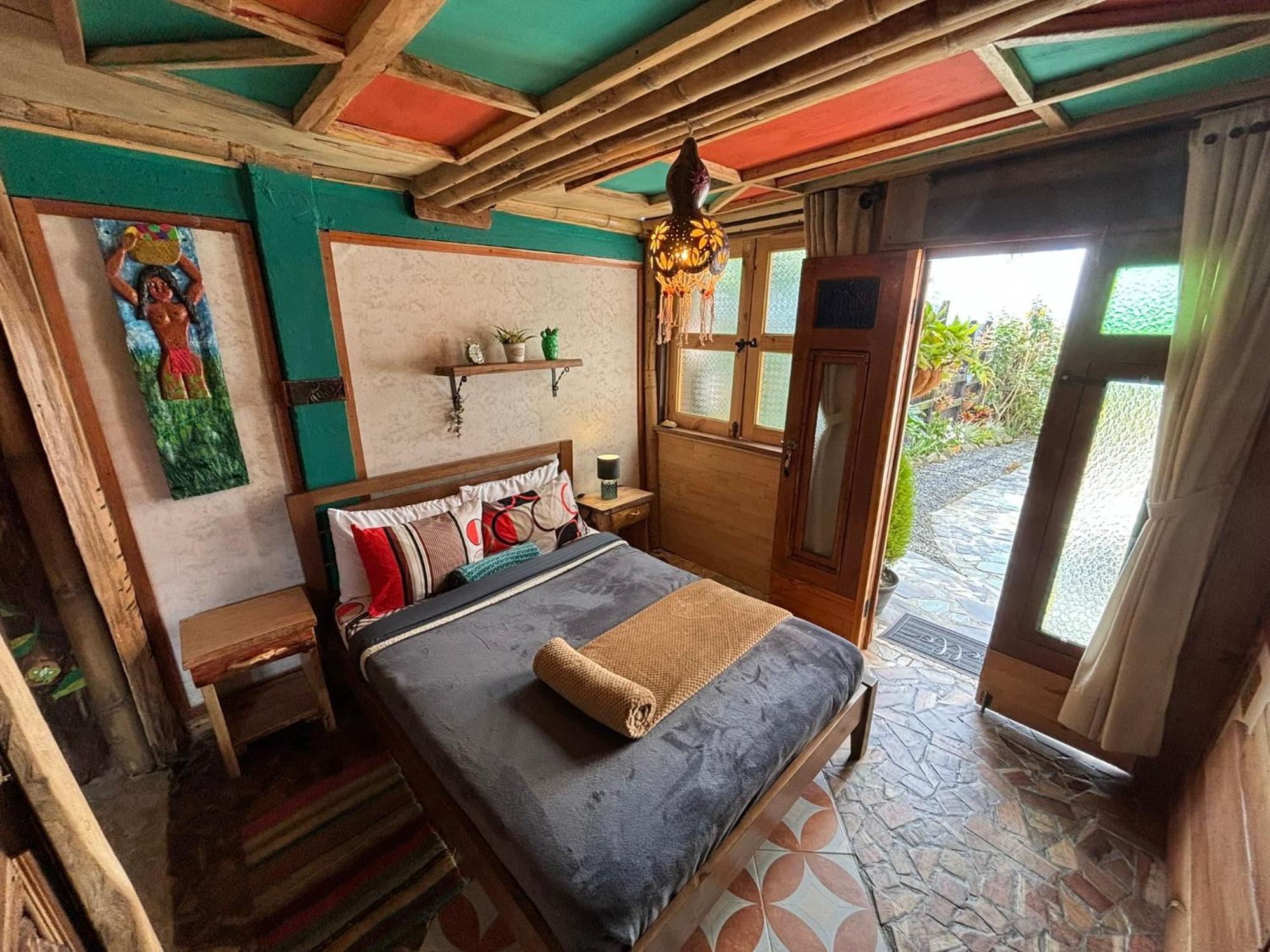 La Puesta Del Sol Otel Filandia Oda fotoğraf